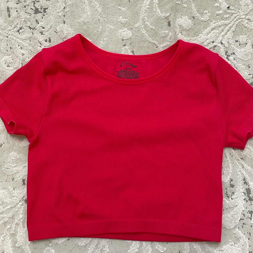 Hot pink ribbed tee